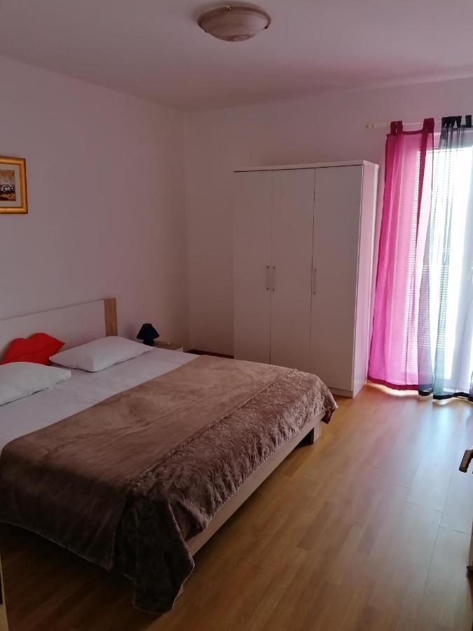 Apartmani Vinko ビビニェ エクステリア 写真