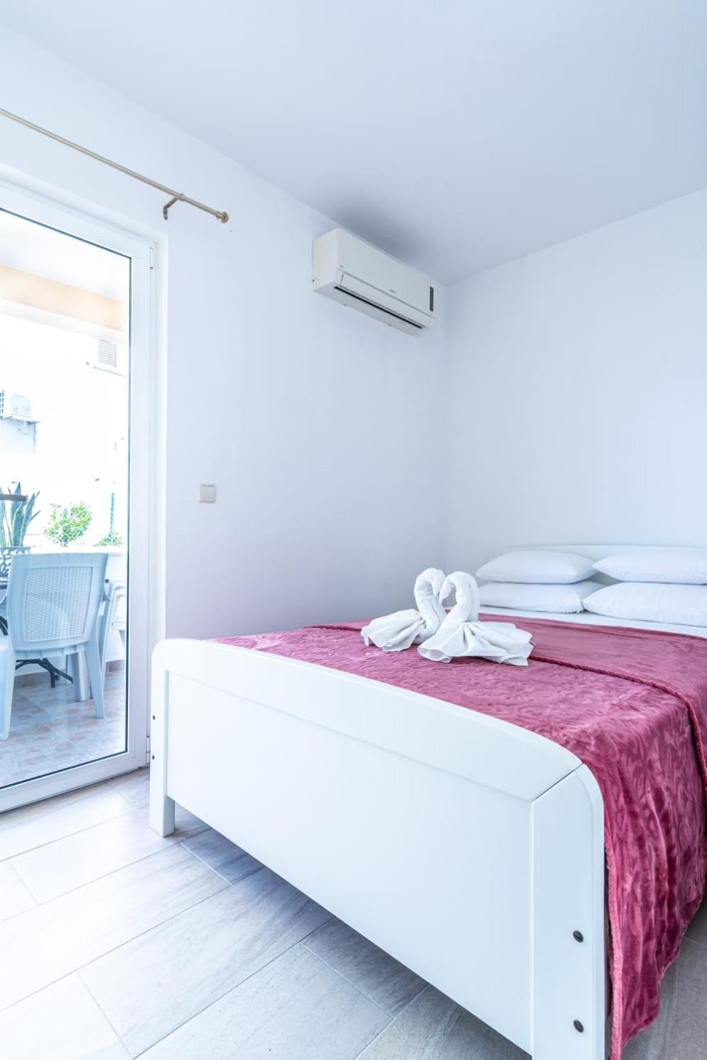 Apartmani Vinko ビビニェ エクステリア 写真