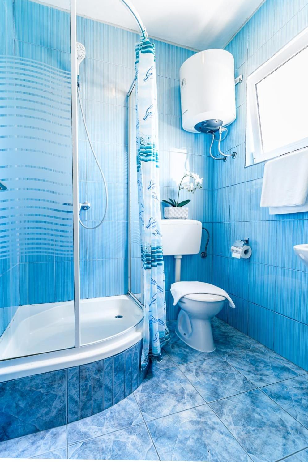 Apartmani Vinko ビビニェ エクステリア 写真